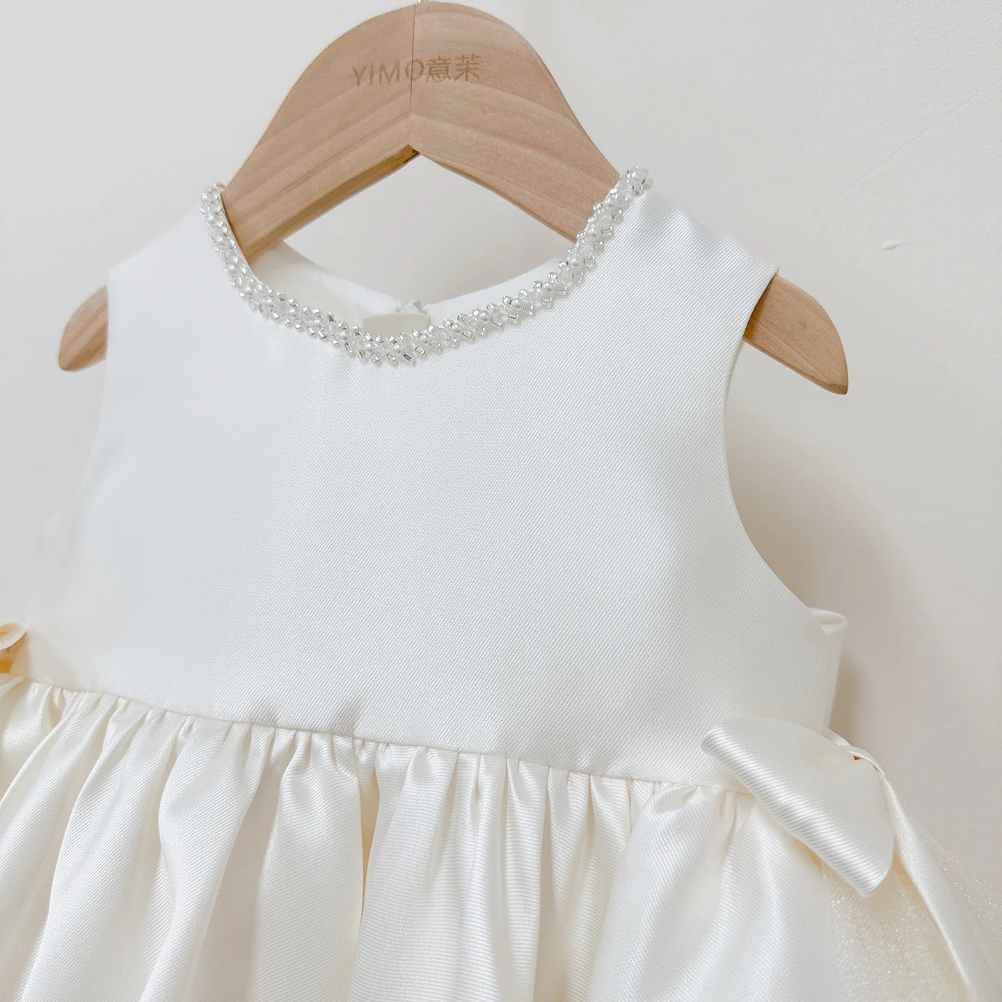 فستان أميرة للبنات الصغيرات لح - مراجعة Baby Clothing High End وسعره