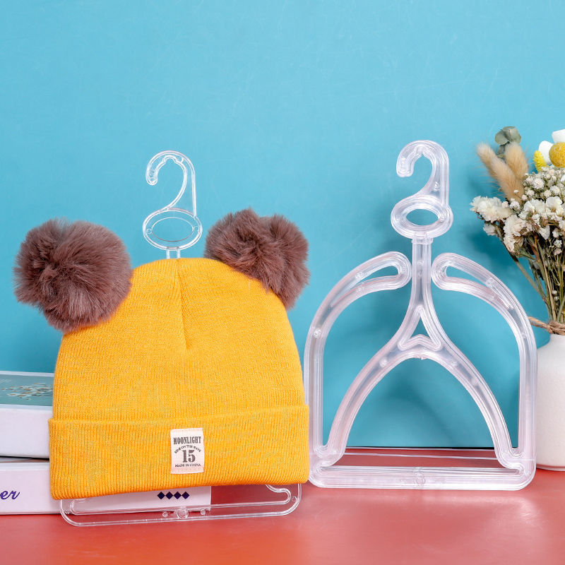 رف عرض قبعة بسيط للأطفال والكب - مراجعة Baby Clothing Hanging Rack وسعره